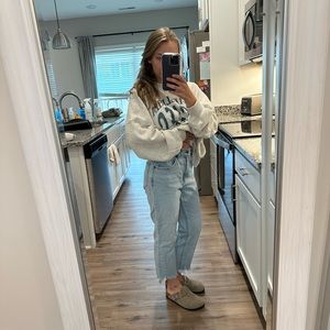 A&F ankle straight ultra high rise size 27S